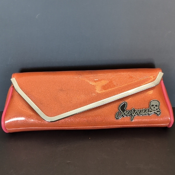 Sourpuss Womans Orange Faux Leather Retro Style Clutch. - Picture 1 of 12